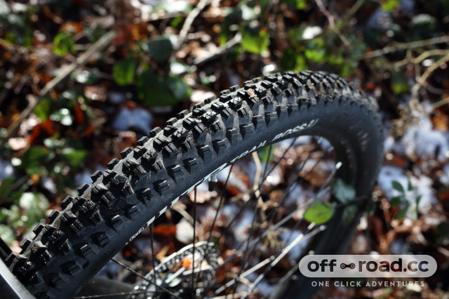 Carrera titan discount full suspension review